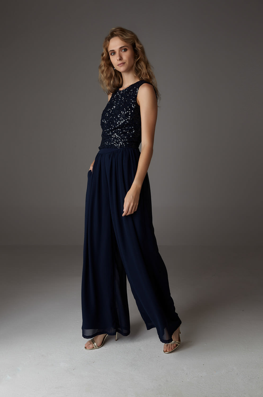 PANTALONES MARU
